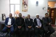 دیدار جمعی از دانشگاهیان با خانواده شهدا