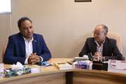 دیدار رئیس دانشگاه شهید باهنر با مدیران بانک تجارت