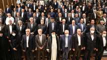 رئیس جمهور از دکتر مریم احتشام‌زاده استاد نمونه کشوری تقدیر کرد