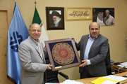 حضور دکتر حسین اکبری‌فرد رئیس دانشگاه معین در مرکز صدا وسیمای استان کرمان؛