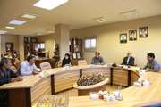 دیدار چهره به چهره دکتر طاهر با دانشجویان و کارکنان