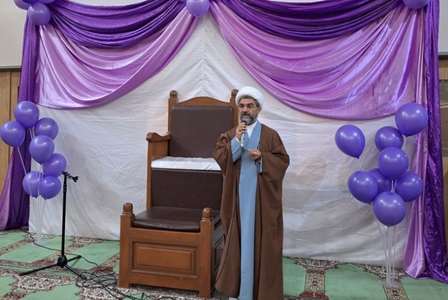 دختران هیئت‌های دانشجویی کرمان پیام حجاب و اخلاق زینبی را ترویج کنند