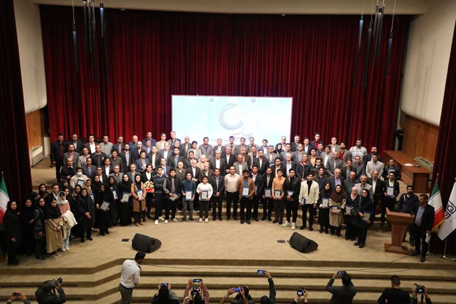 گزارش تصویری مراسم تجلیل از پژوهشگران و فناوران برتر استان کرمان، 19 آذرماه 1404 دانشگاه شهید باهنر کرمان